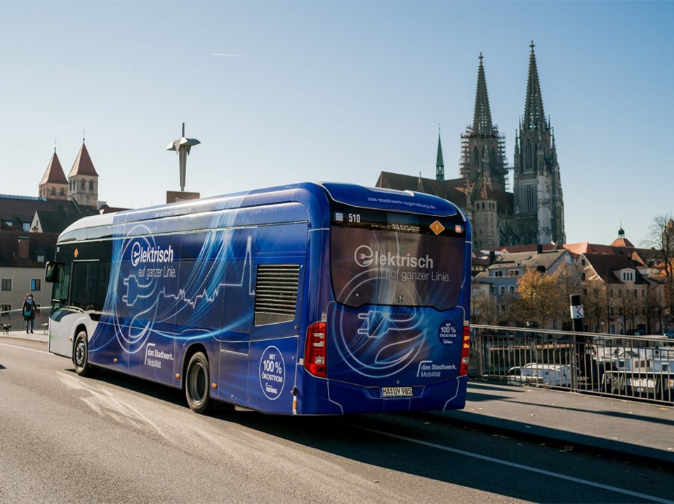 Regensburg kiest Siemens-technologie voor duurzaam lokaal openbaar vervoer