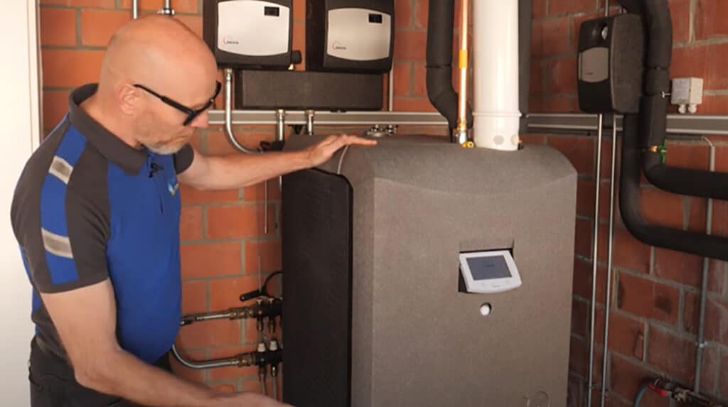 Een hybride verwarming voor een woning met radiatoren én vloerverwarming
