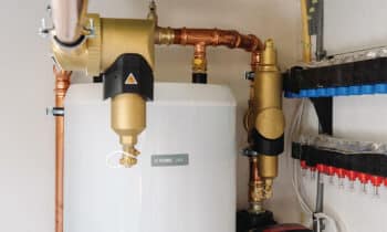 Heat-pump-installation-with-Spirotech-products_300dpi_502x335mm